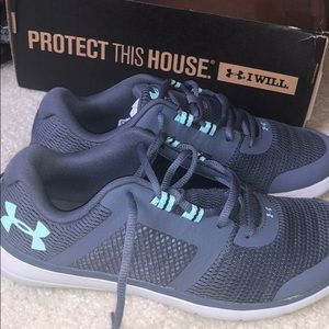 BRAND NEW Under Armour Women’s sneakers 10.5